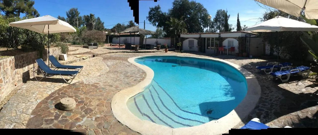 Pensión Villa Sotavent Vall-Llobrega